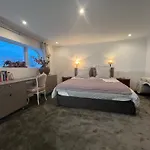 Appartement sur l\'eau avec parking privé gratuit