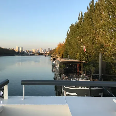 Loft Sur L'eau Avec Parking Apartment *