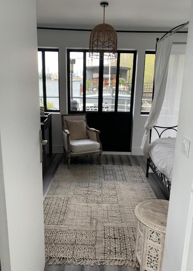 Loft Sur L'eau Avec Parking Appartamento *