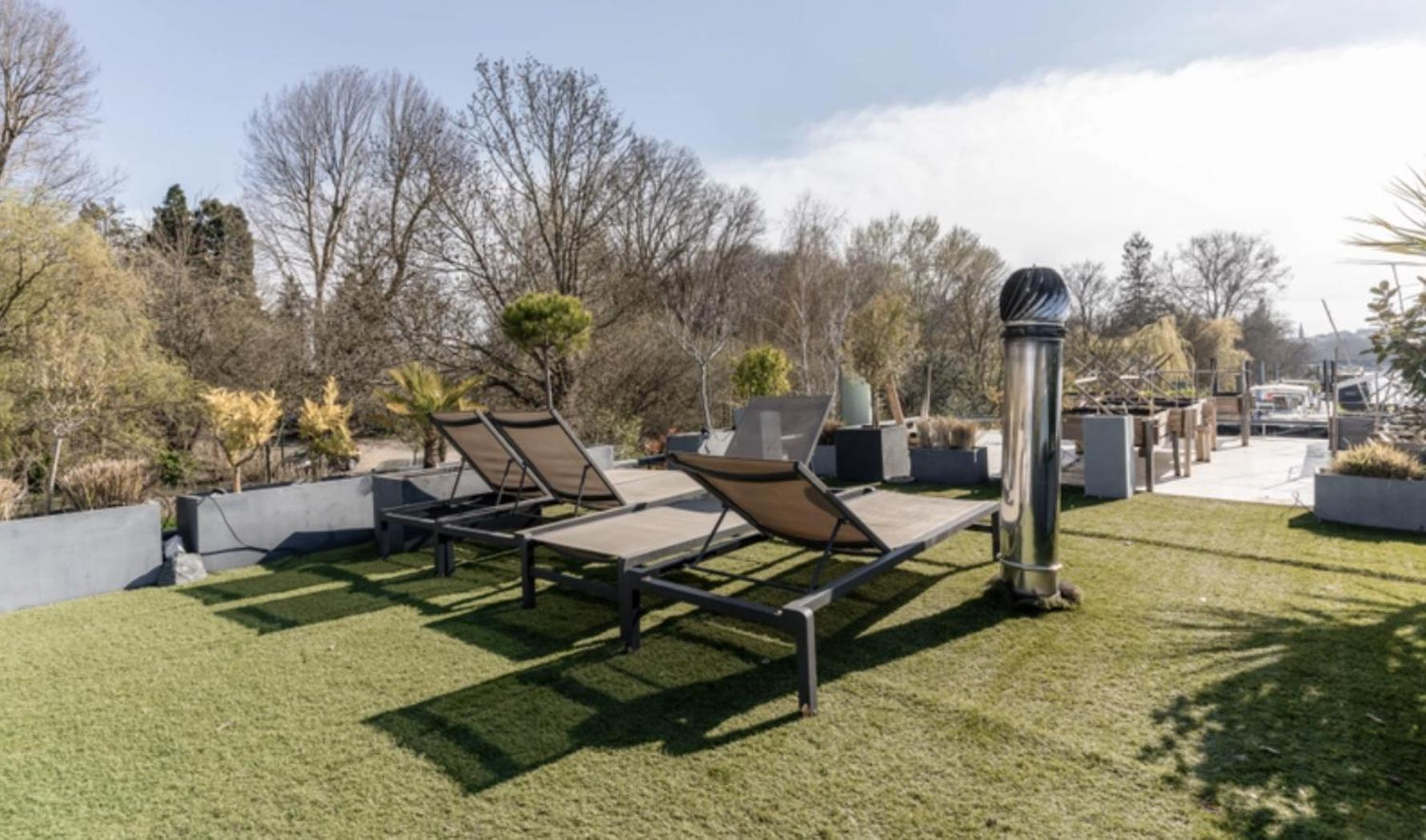 Appartamento Loft Sur L'eau Avec Parking *