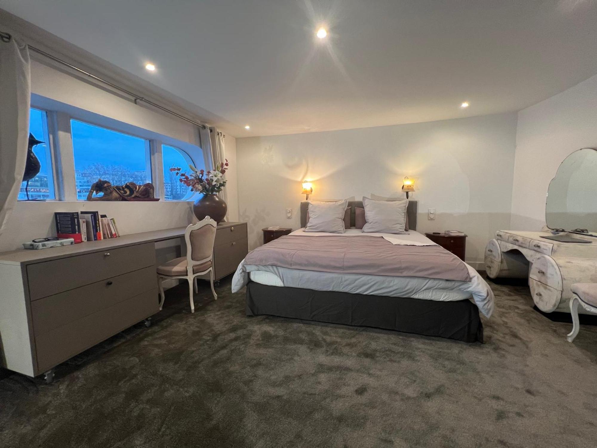 Apartment Loft Sur L'eau Avec Parking